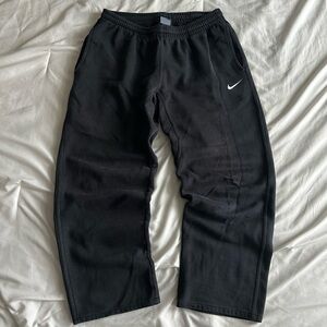 Vintage Y2K Nike Sweatpants Medium